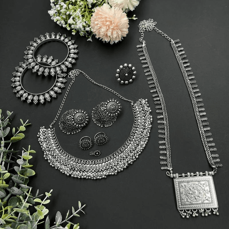 CHATRAPATI LAGACY BROOCH