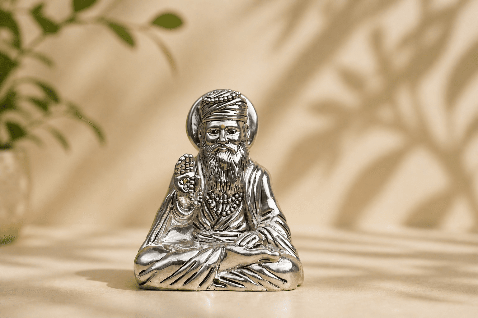 GURU NANAK DEV JI IDOL