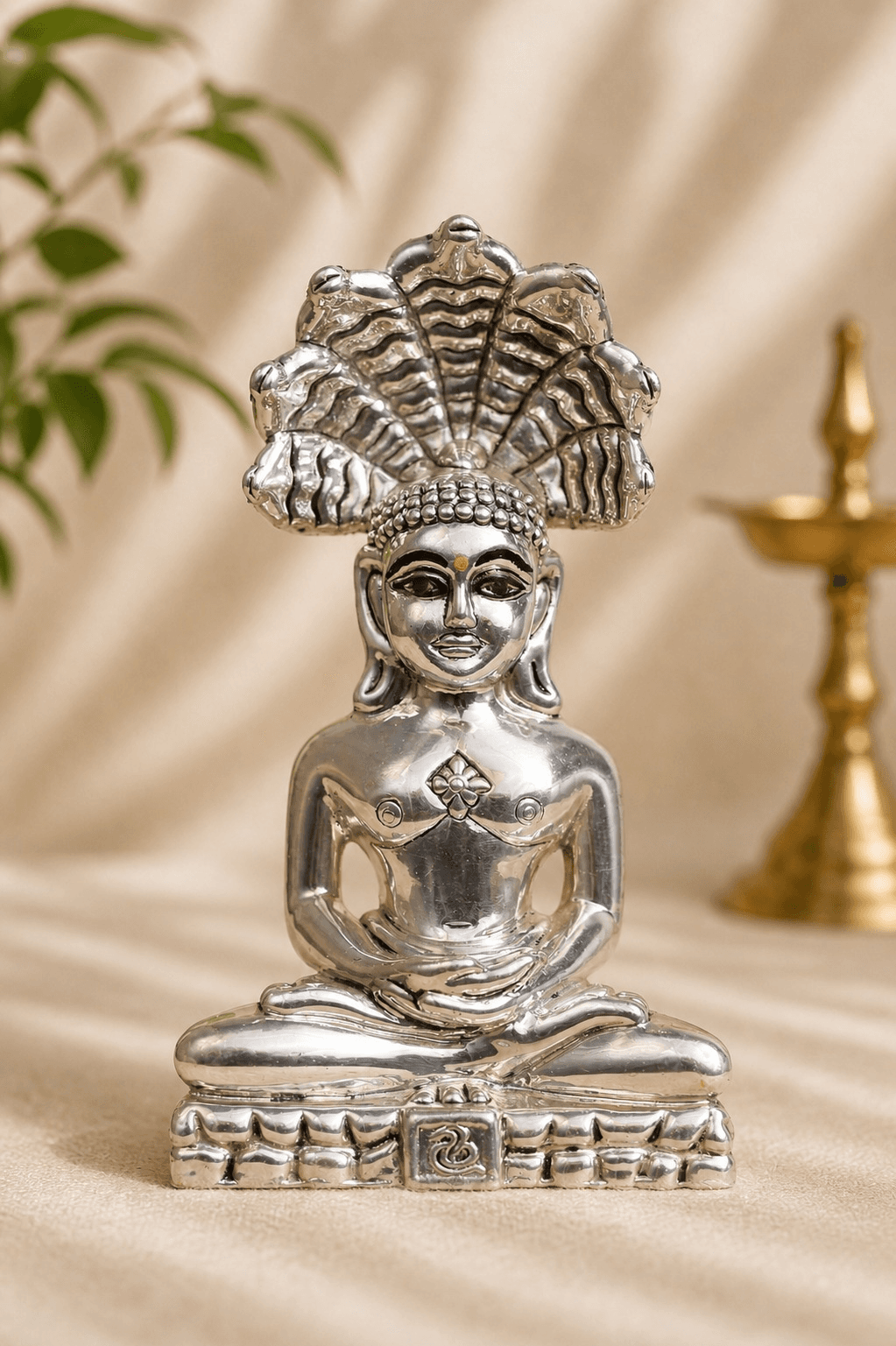 LORD PARSHVANATH IDOL