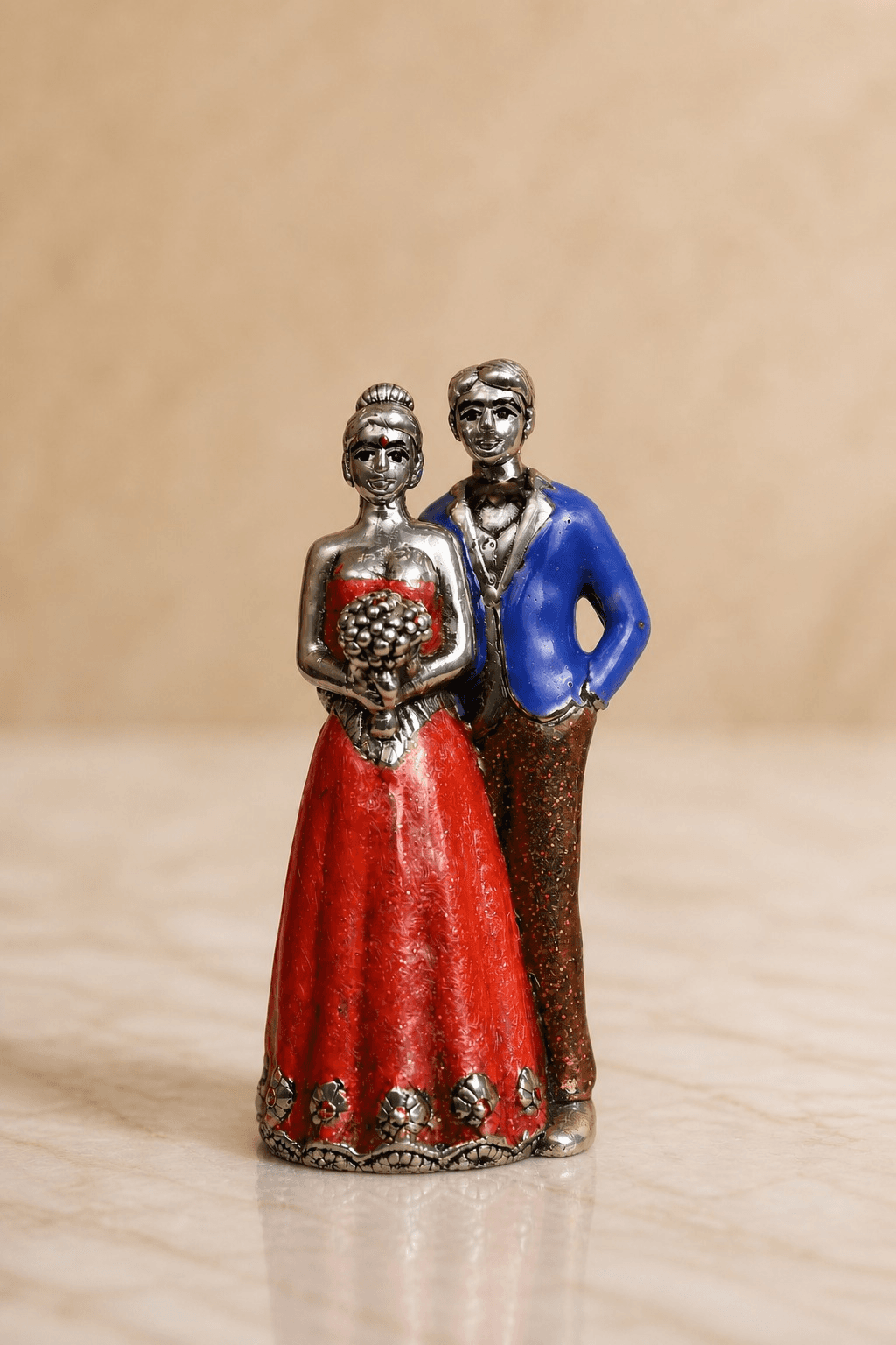 ROMANTIC COUPLE IN EVENING WEAR
